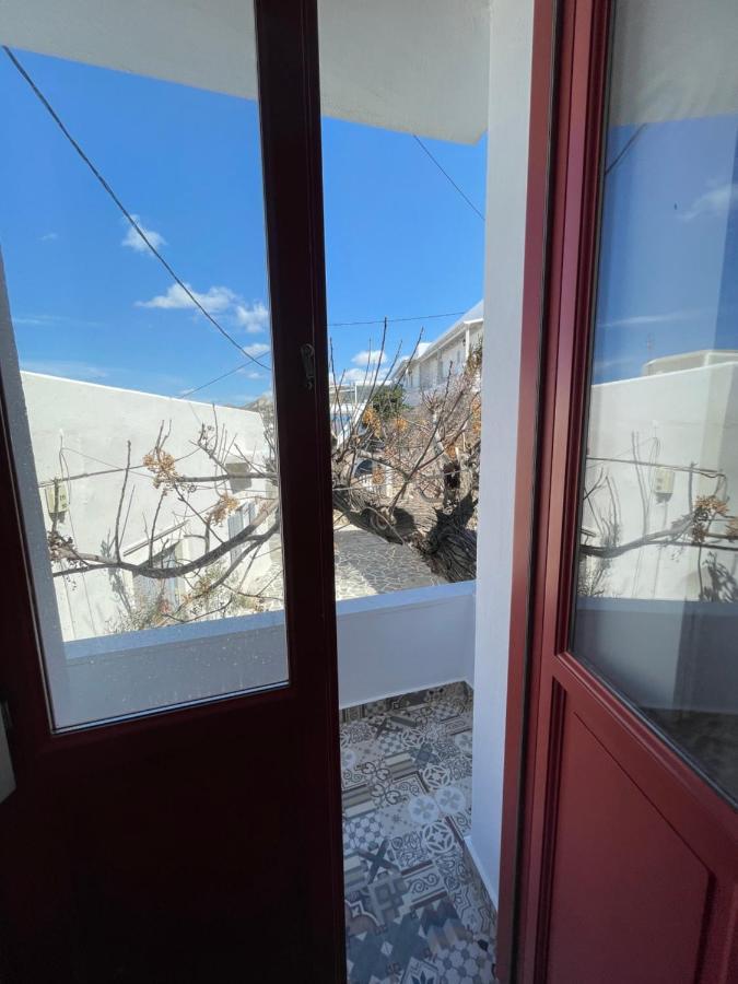 Burgos Barrio Hotel Naxos City Bagian luar foto