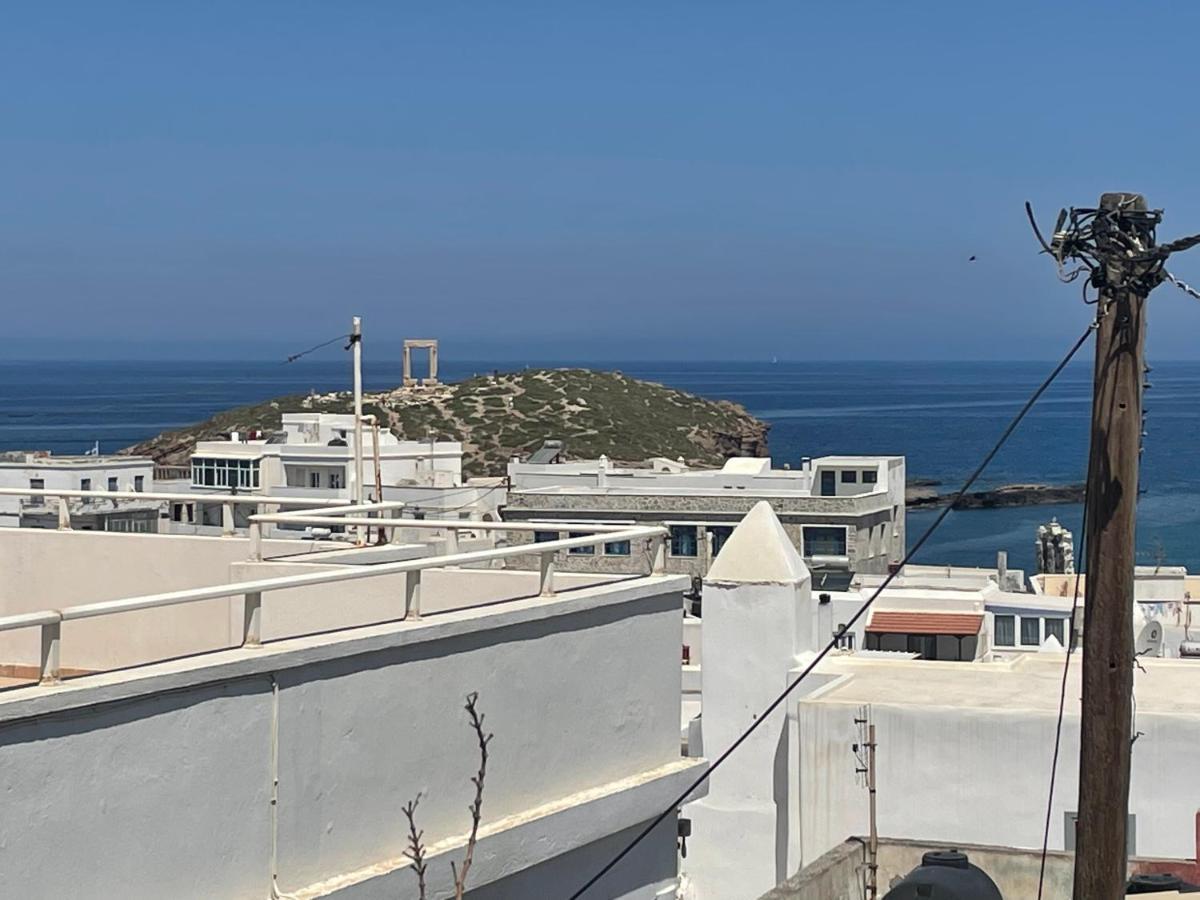 Burgos Barrio Hotel Naxos City Bagian luar foto