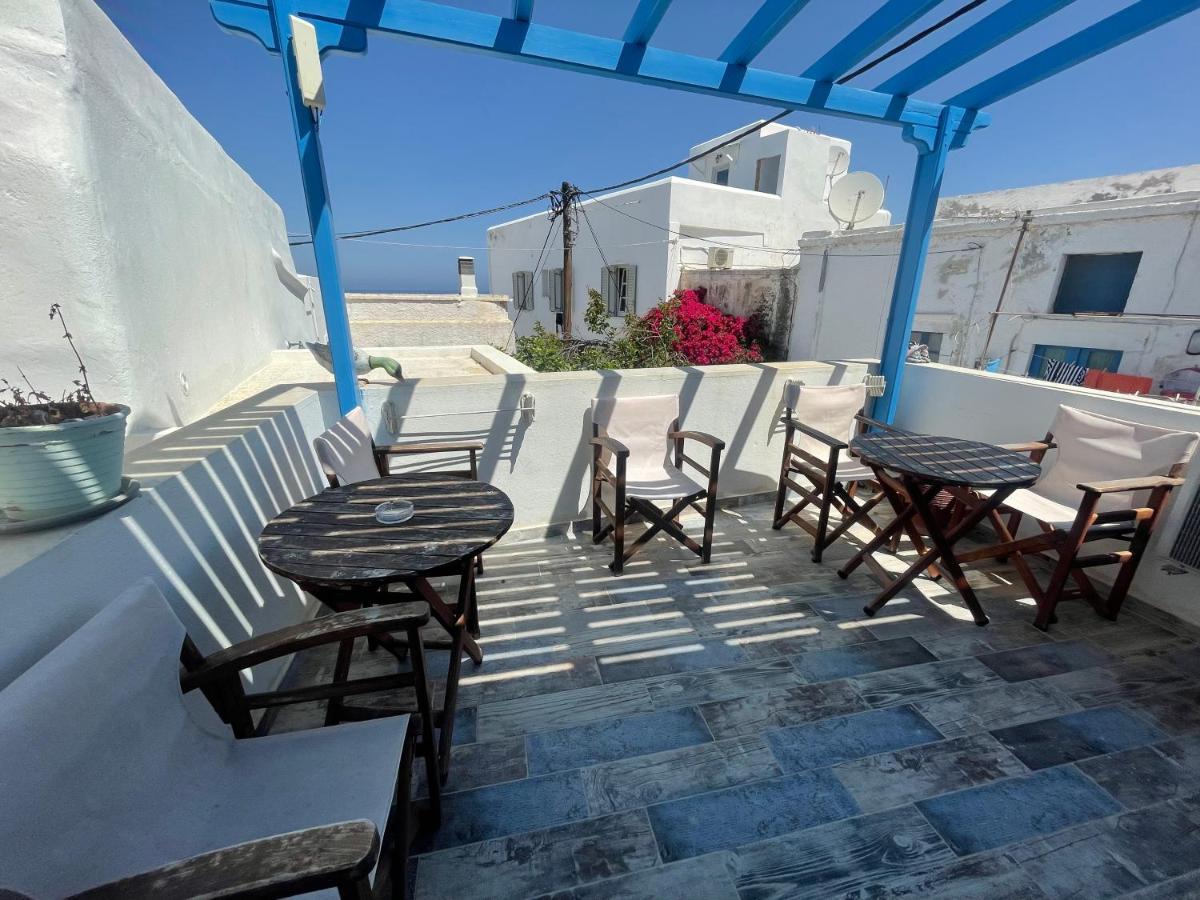 Burgos Barrio Hotel Naxos City Bagian luar foto
