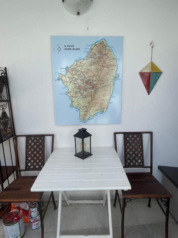 Burgos Barrio Hotel Naxos City Bagian luar foto